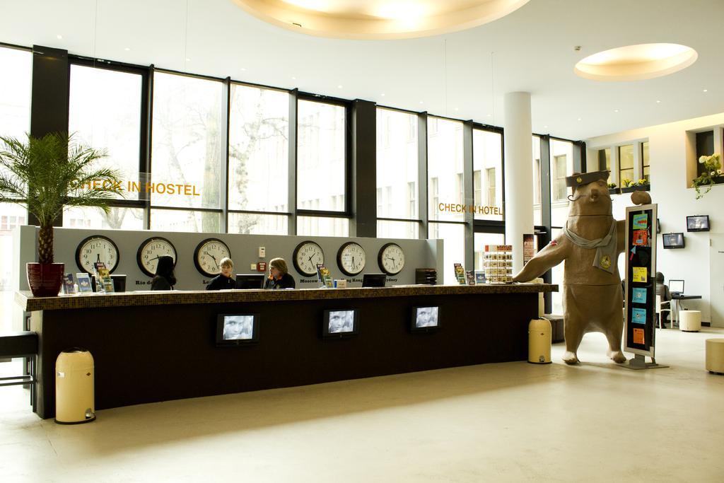 Plus Berlin Hostel Und Hotel Buitenkant foto